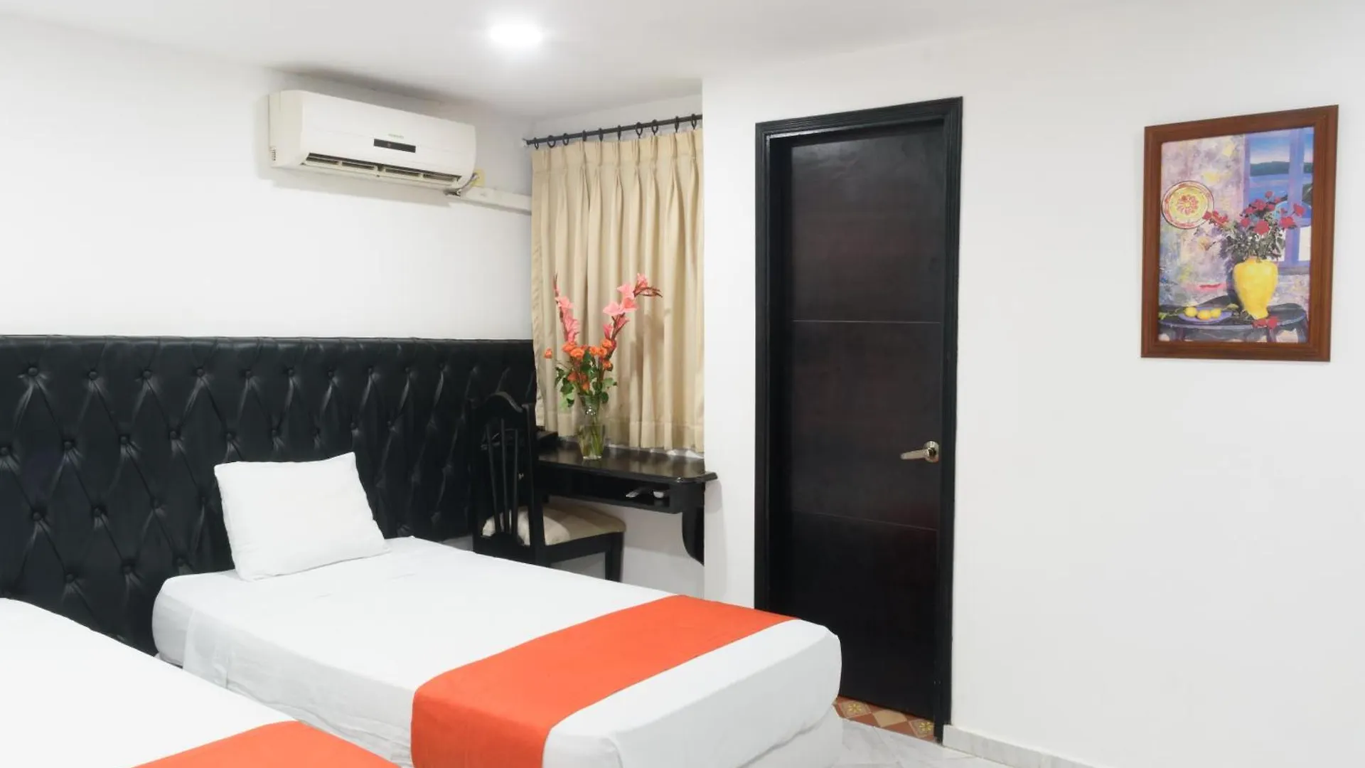 Hotel Caribe Plaza Barranquilla  בארנקווילה