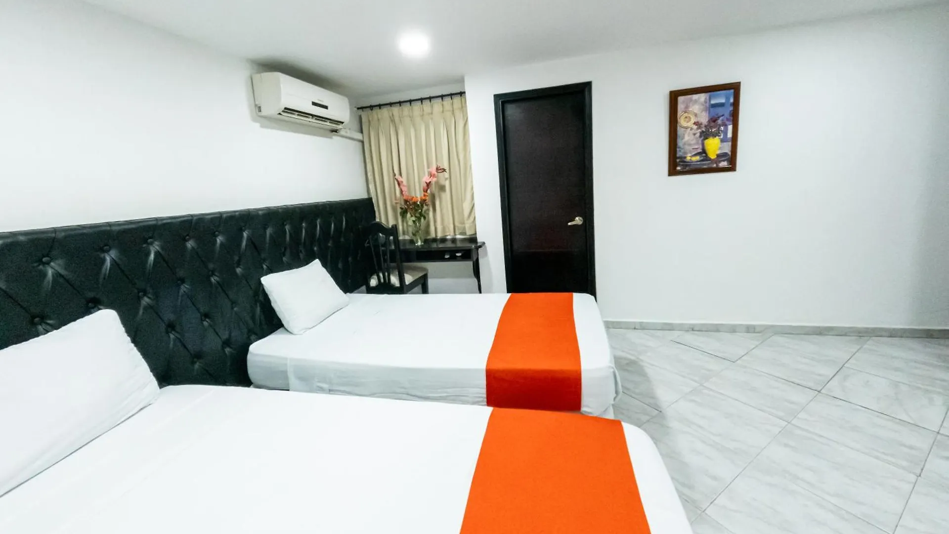Hotel Caribe Plaza Barranquilla בארנקווילה