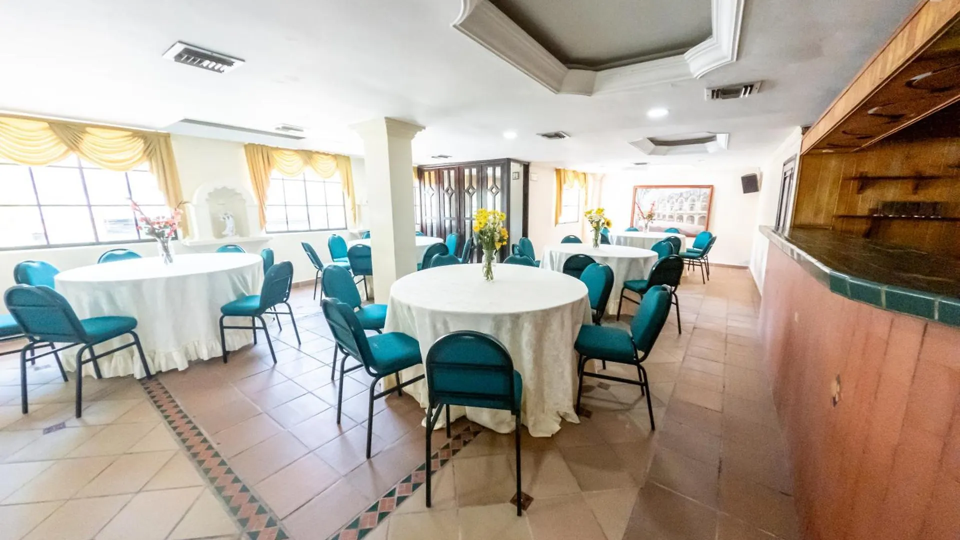 Hotel Caribe Plaza Barranquilla בארנקווילה